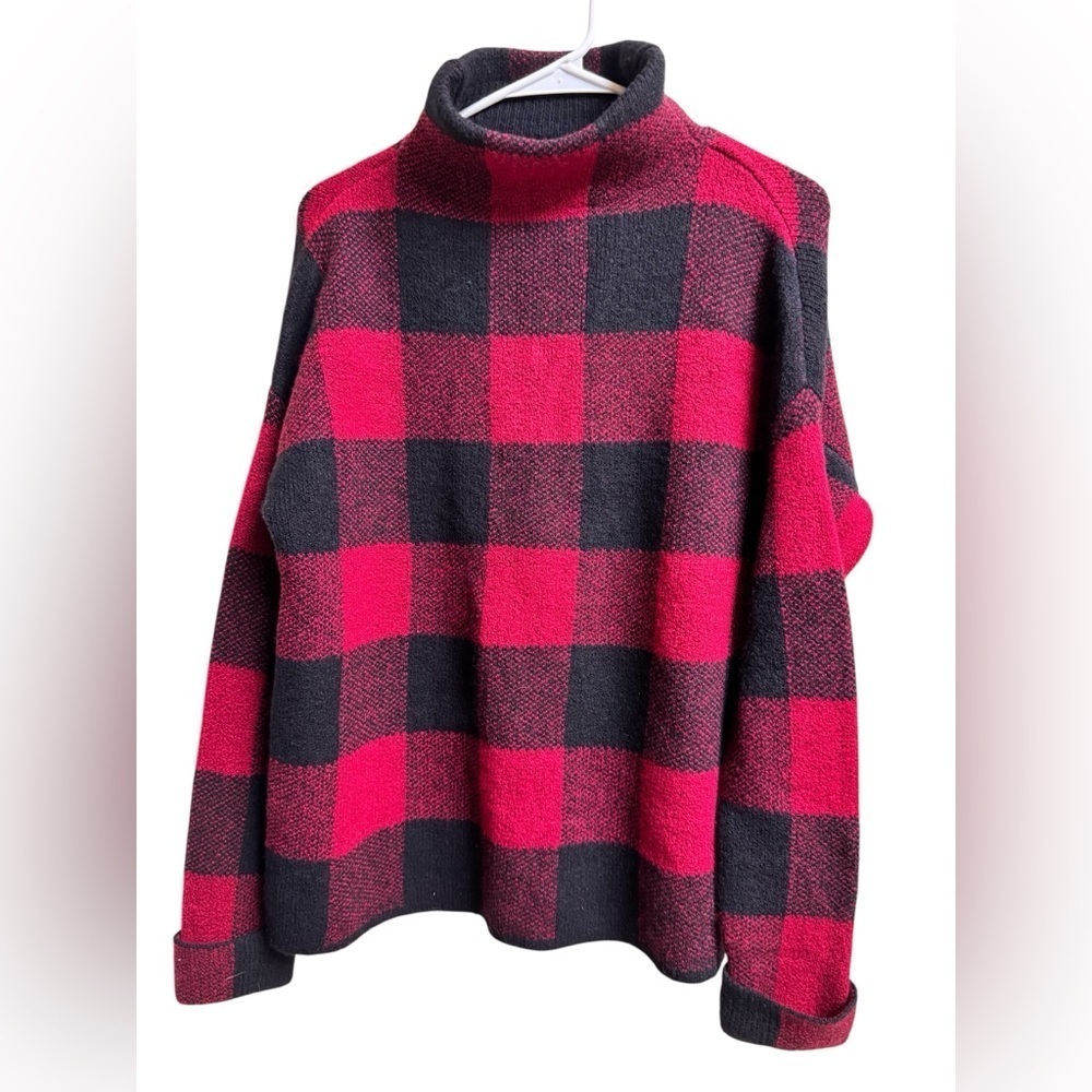 Tahari Buffalo Plaid Turtleneck Sweater Red Black Check NWT Size Small